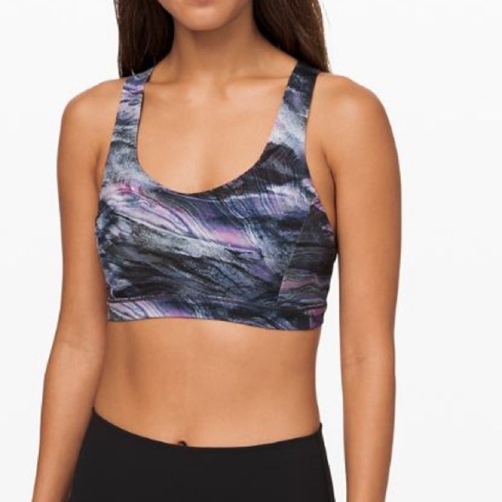 Lululemon Free to Be Serene Sports Bra Size 4